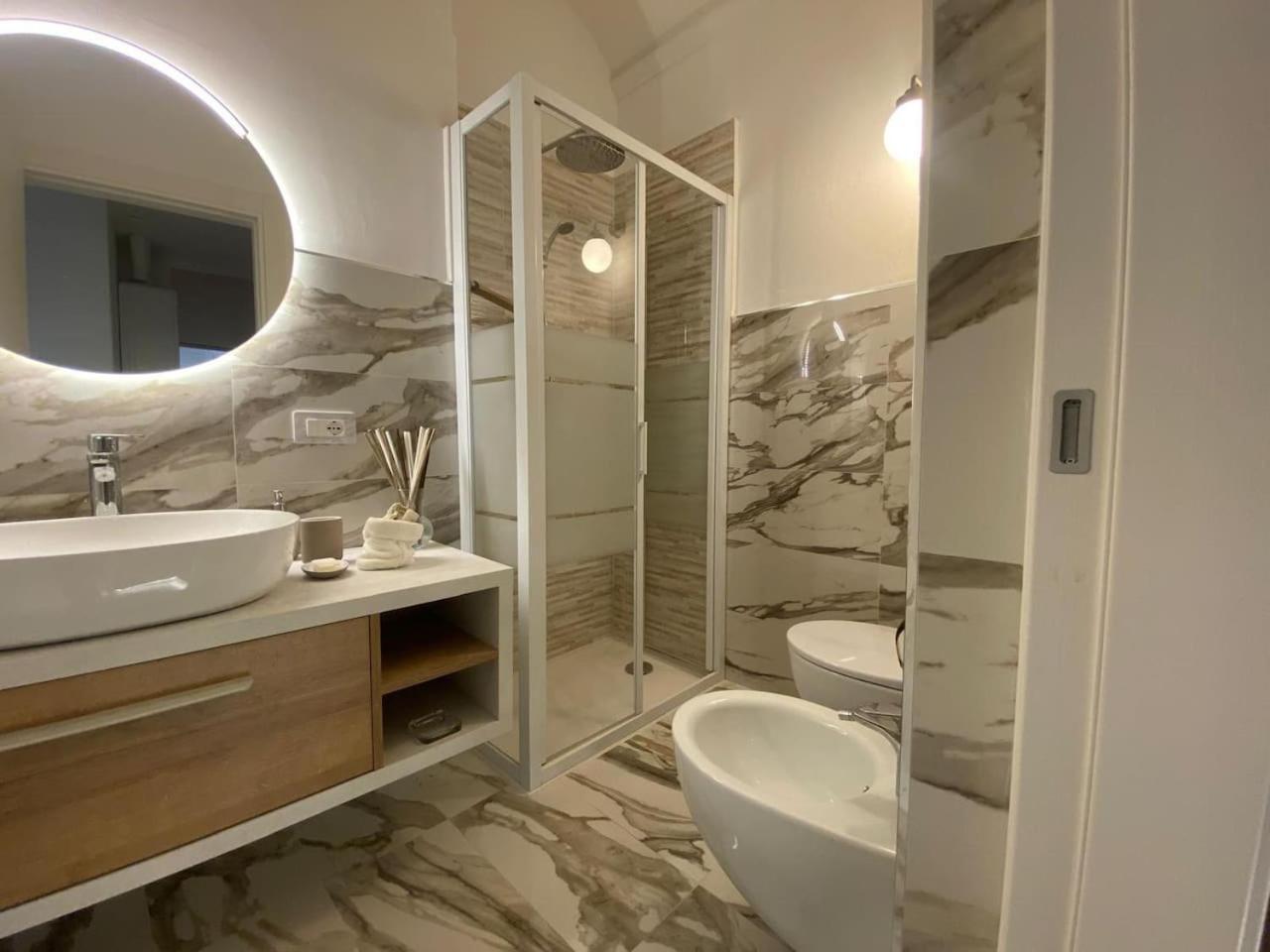 Flat In Centro Storico La Casa Di Luna ฟลอเรนซ์ ภายนอก รูปภาพ