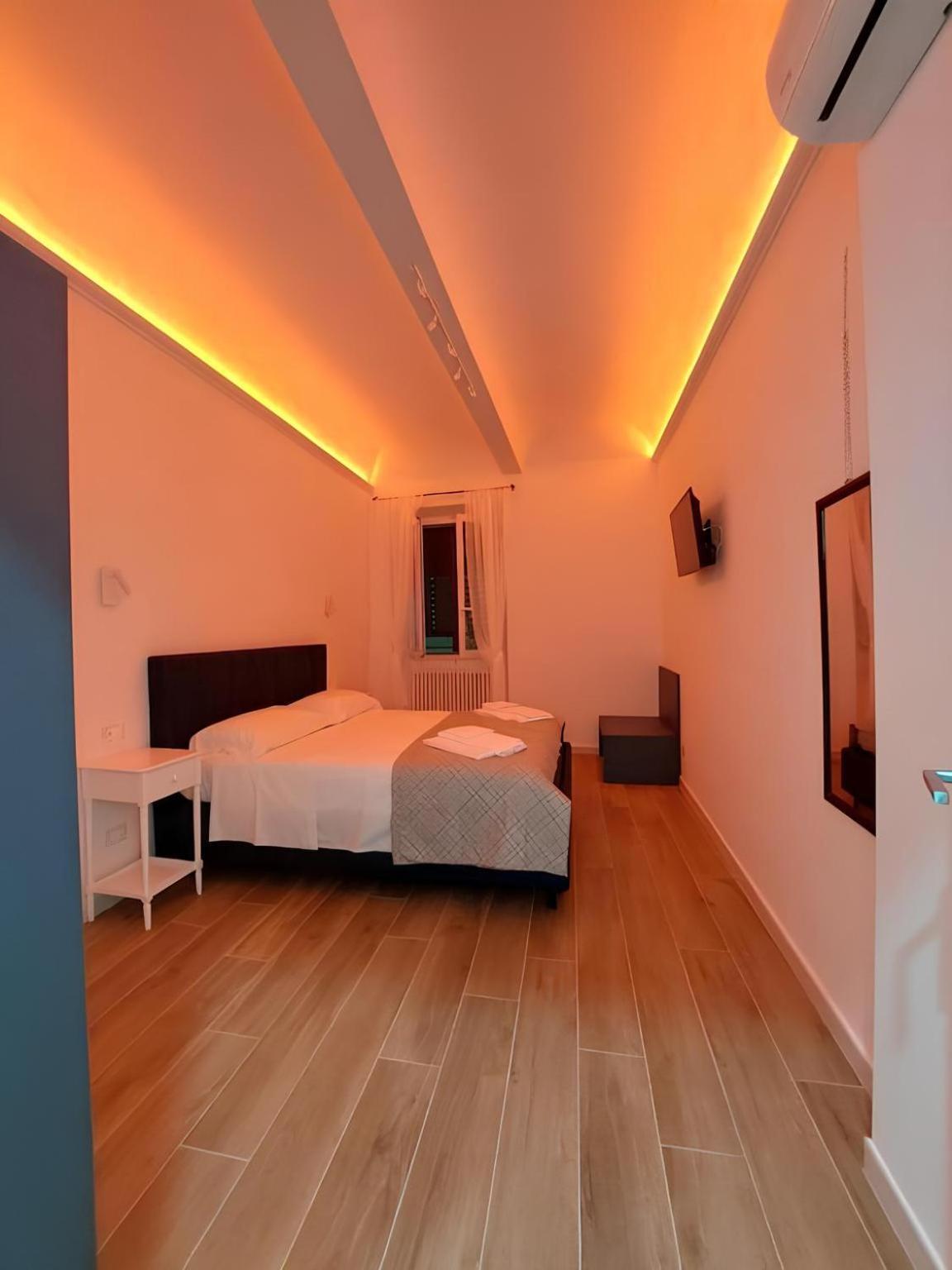Flat In Centro Storico La Casa Di Luna ฟลอเรนซ์ ภายนอก รูปภาพ